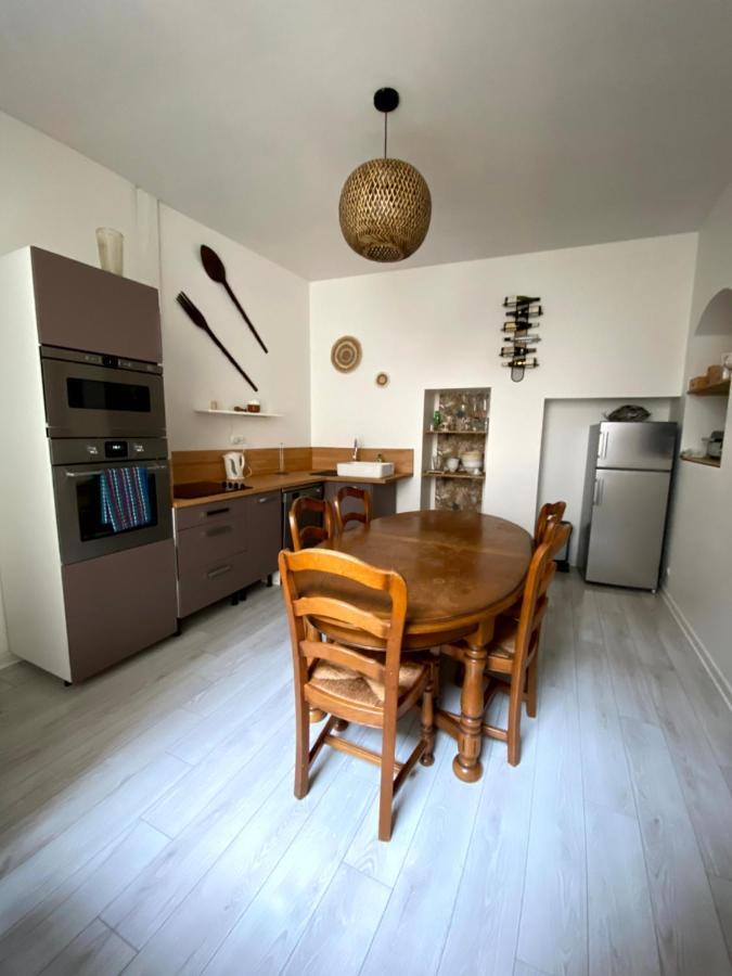 Gite Les Domaines Apartment Avallon Exterior photo